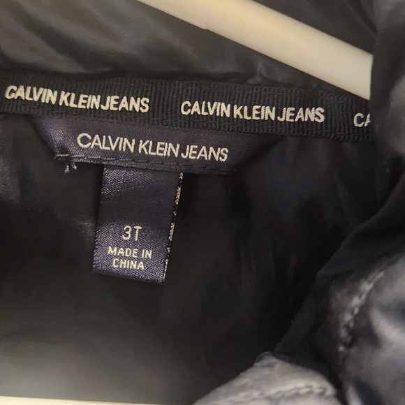 Calvin klein kids vest 3t - Picture 4 of 4